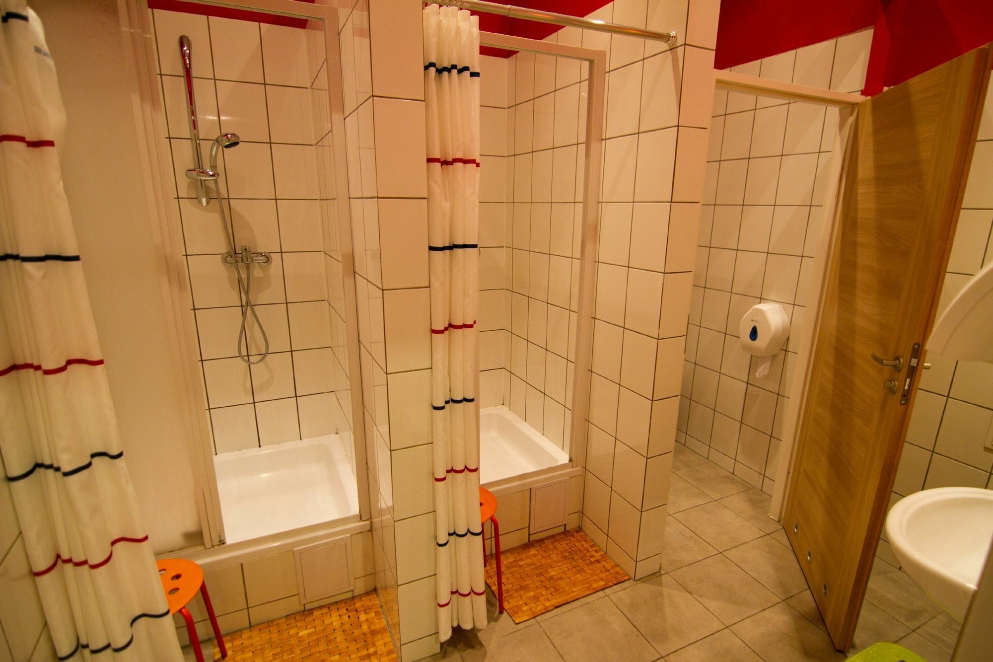 Cinnamon Hostel *